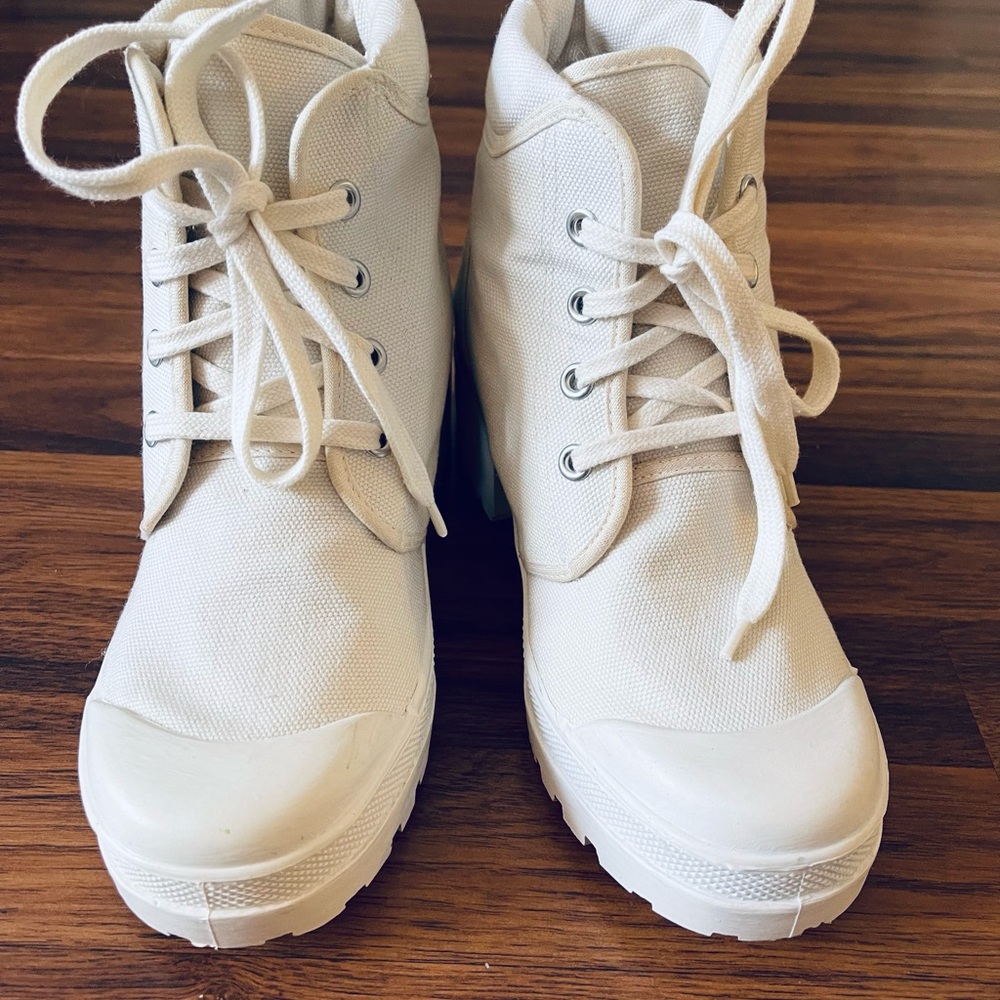 Off-white Canva summer boots 6,5